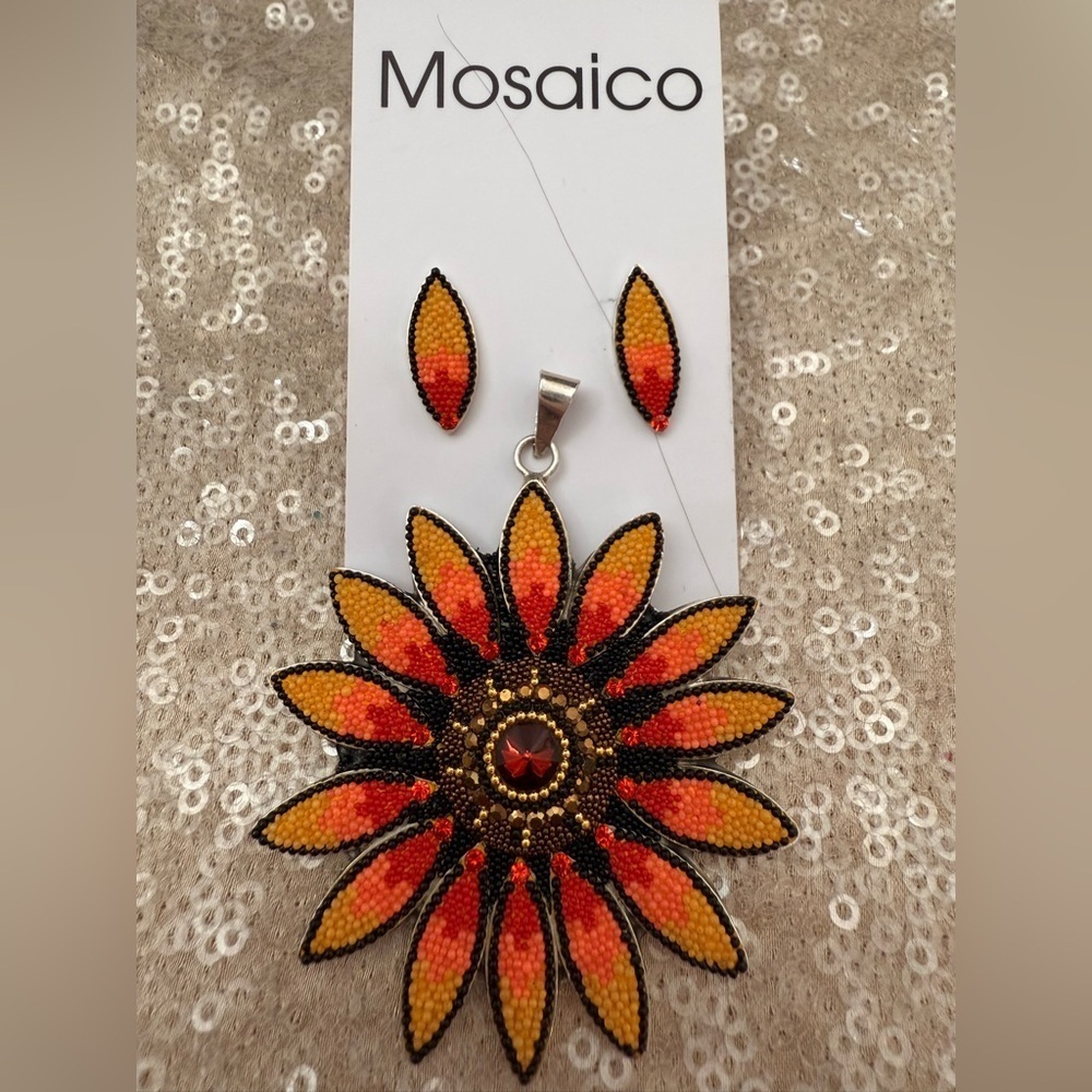 NWT Mosaico Austrian Crystals, 925 Silver, beading, pendant set 💕💕 new line - Picture 7 of 10